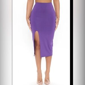 💜 3/25 FashionNova Purple Skirt with Front Split Size M